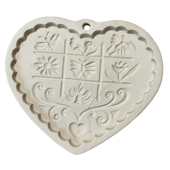 3 Vintage Pampered Chef Clay Stone Heart cookie Molds 1994 1995 1996 - Picture 7 of 8